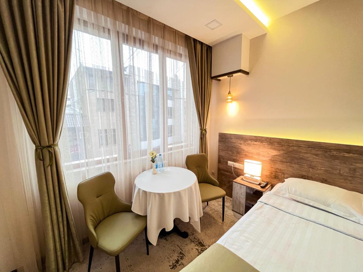 Regard Hotel Erévan Extérieur photo