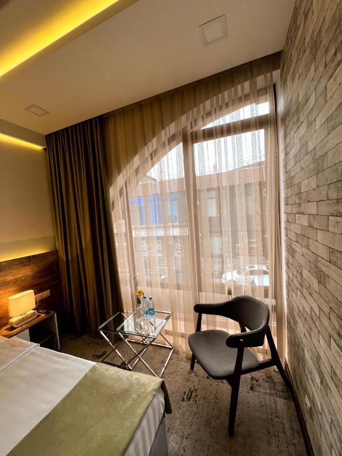 Regard Hotel Erévan Extérieur photo